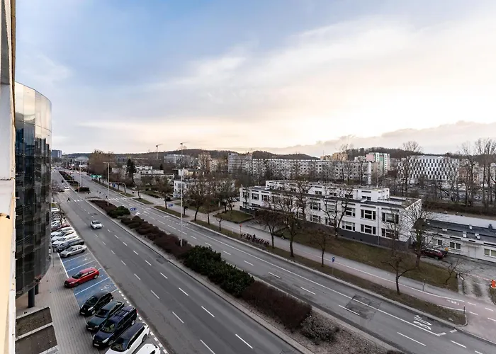 Centrum Coastal By Bookinghost *